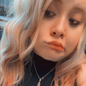 Meet your Posher, Kelsey